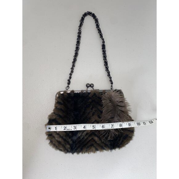 Chico's Brown Faux Fur Velvet Feather Kisslock Chain Strap Y2K Aesthetic Bag - Picture 4 of 5